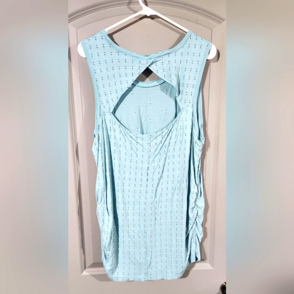 🛍 4/$20 🛍 Old Navy Maternity Tank Size XXL - Picture 2 of 5